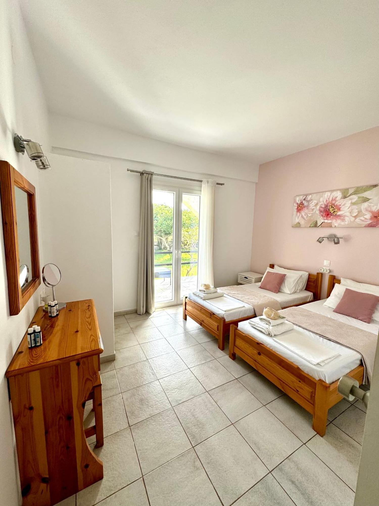 Sungate Villas Almiros Beach Luaran gambar